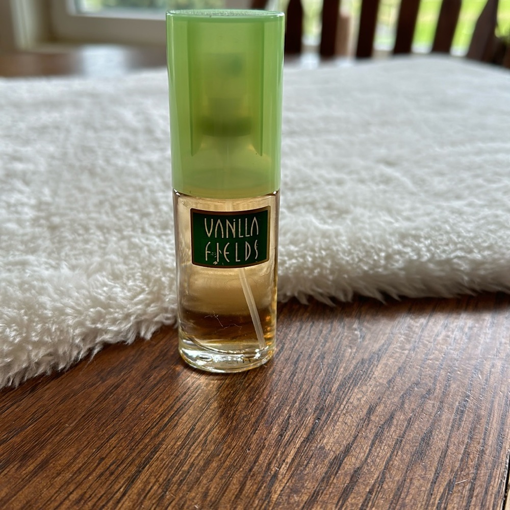 30 ml. Vanilla fields.